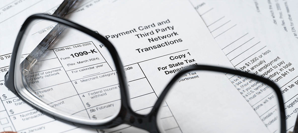 Tax planning calendar and calculator