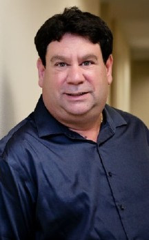 headshot of Gary Grab