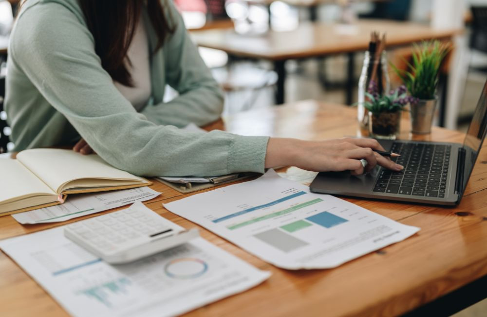 Streamline Your Small Business Accounting with Fincadia Tax Services in NYC!