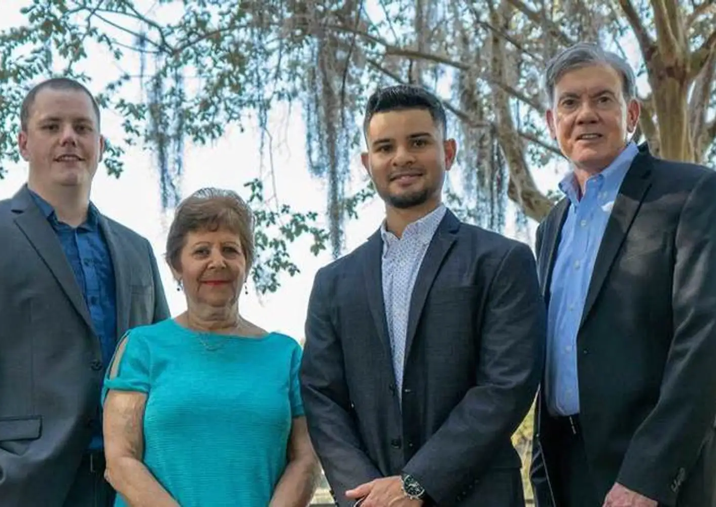 Photo of the team at Don Thomas, CPA firm