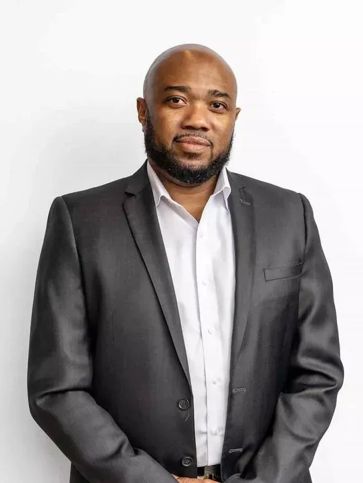 Photo of Lester Selby