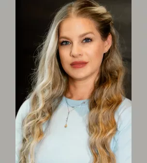 Photo of Eliza Sackett